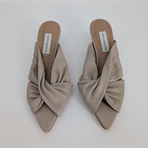 Tabitha Ringwood heels